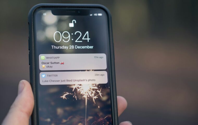Setting Up Fare Alerts That Catch a Drop While You Sleep