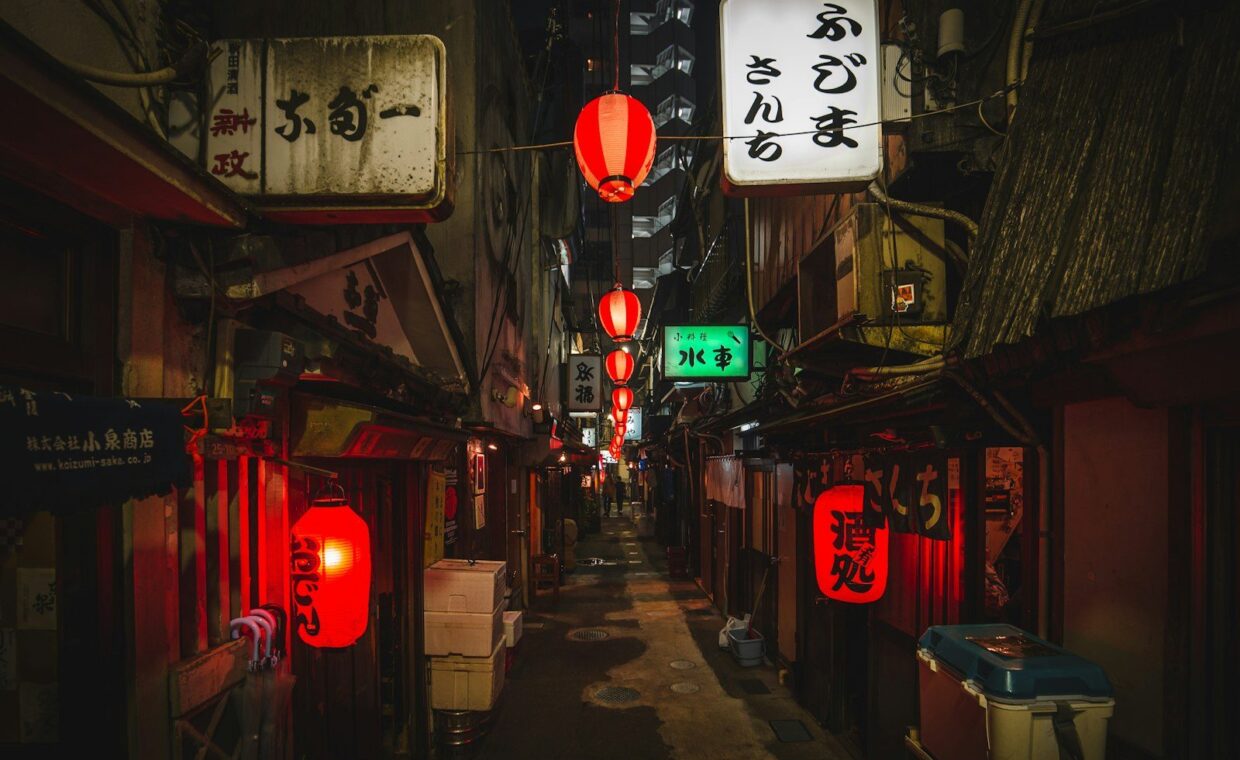 streets during nighttime