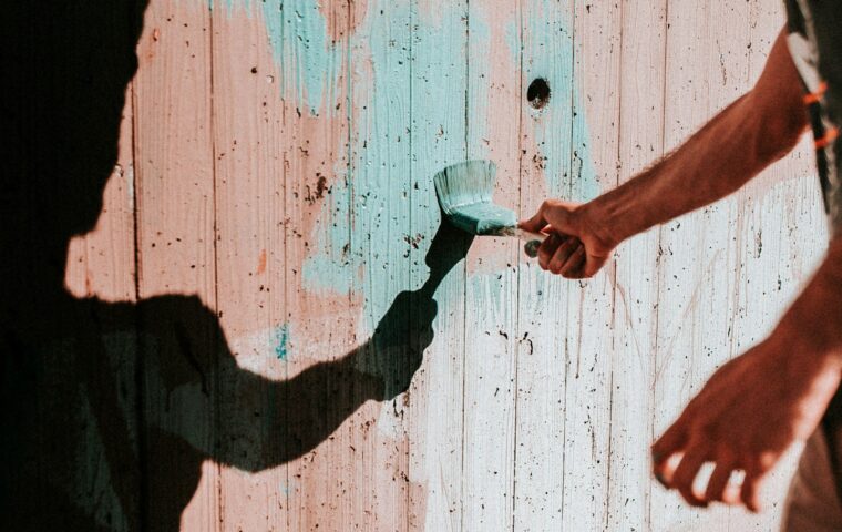 Work Exchanges Explained: Trading Hours for a Free Bunk
